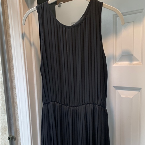 Blaque Label Dresses & Skirts - Elegant Black Pleated Dress